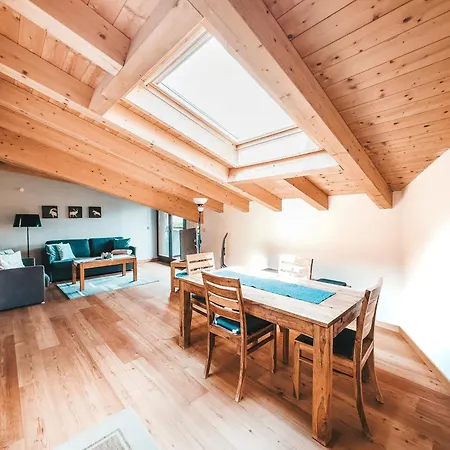 Alpennest - Balcony & Sauna Access * Seefeld in Tirol
